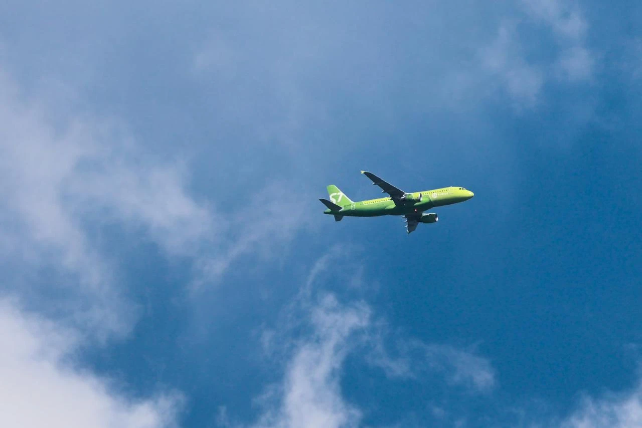 Russia cuts Moscow flight ceiling to 4,900 meters after drone attacks