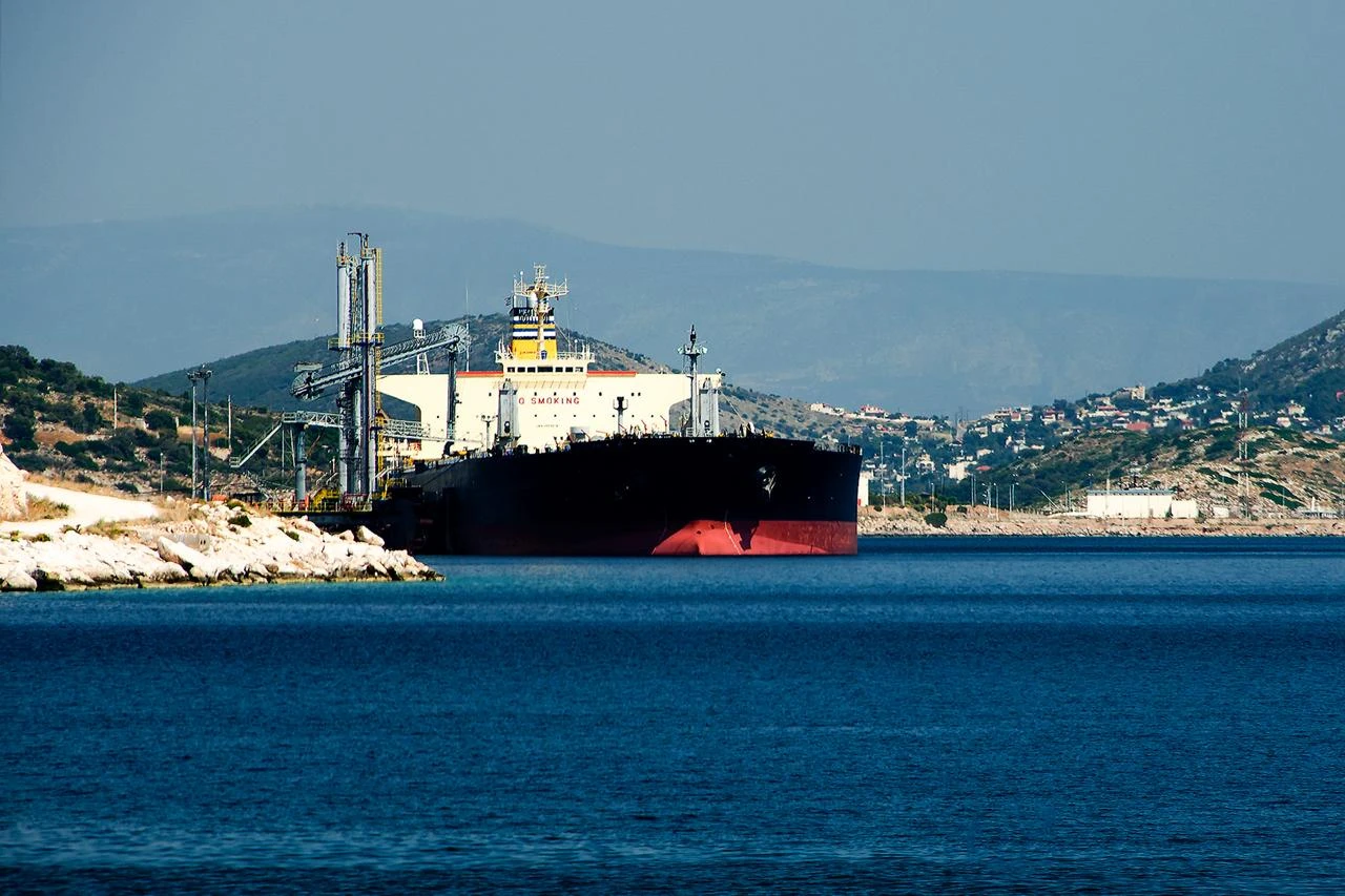 Greece secures LNG shipping exemption in EU sanctions deal on Russia
