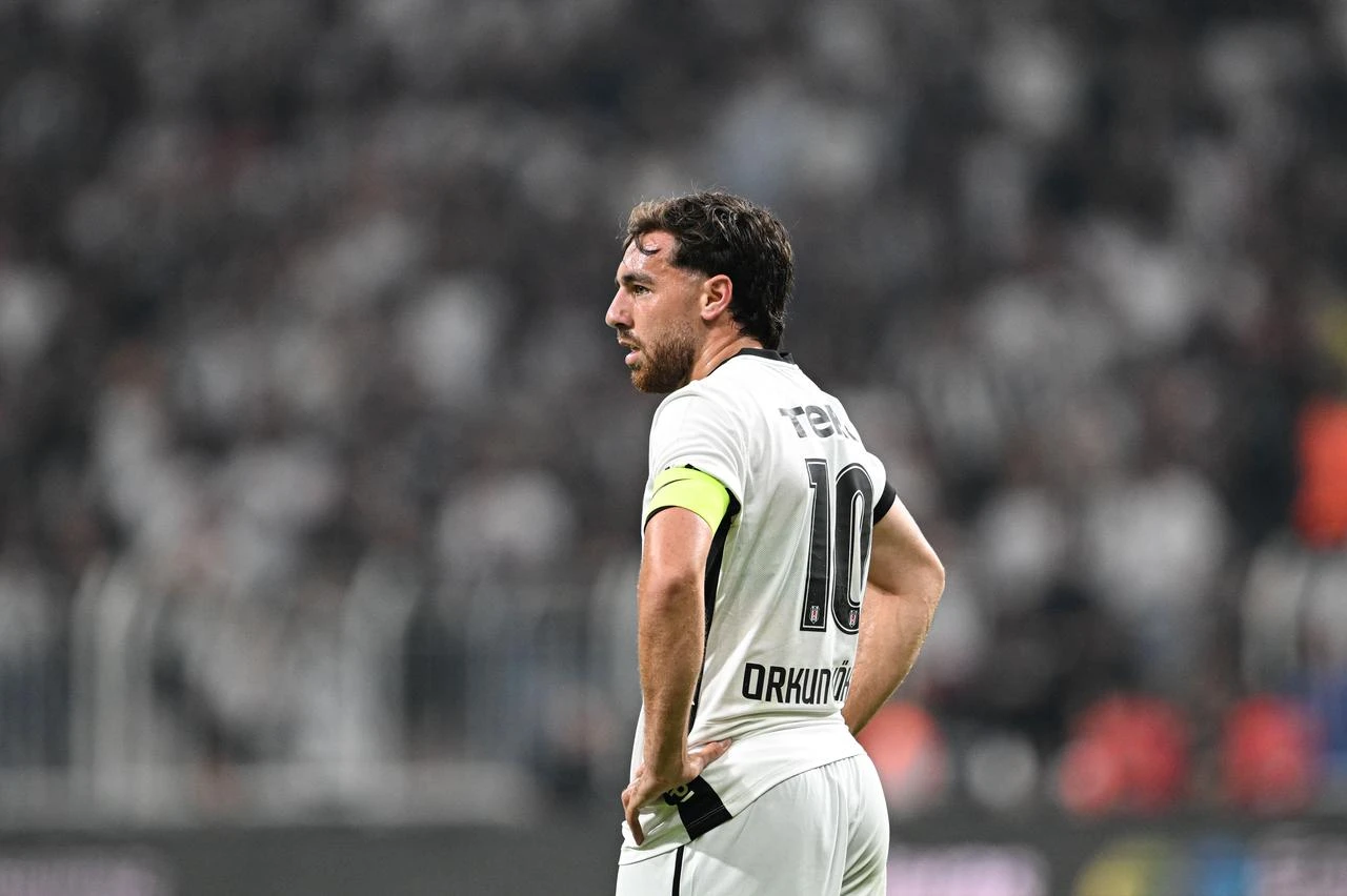 Orkun Kokcu (10) of Besiktas in action during the UEFA Europa League second qualifying round first-leg match between Besiktas and Midtjylland at Tupras Stadium in Istanbul, Türkiye on July 23, 2026. (AA Photo)