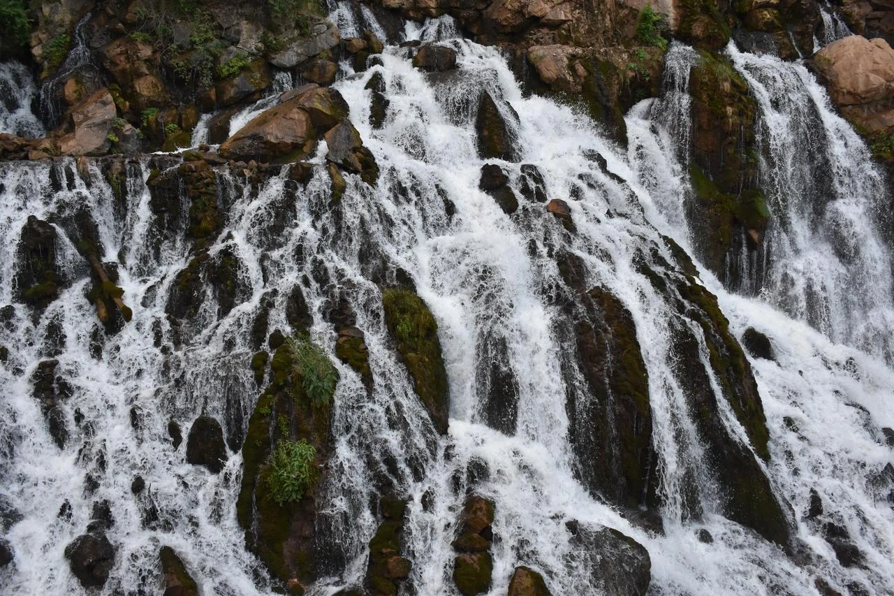 View of the Tomara Falls. (AA Photo)