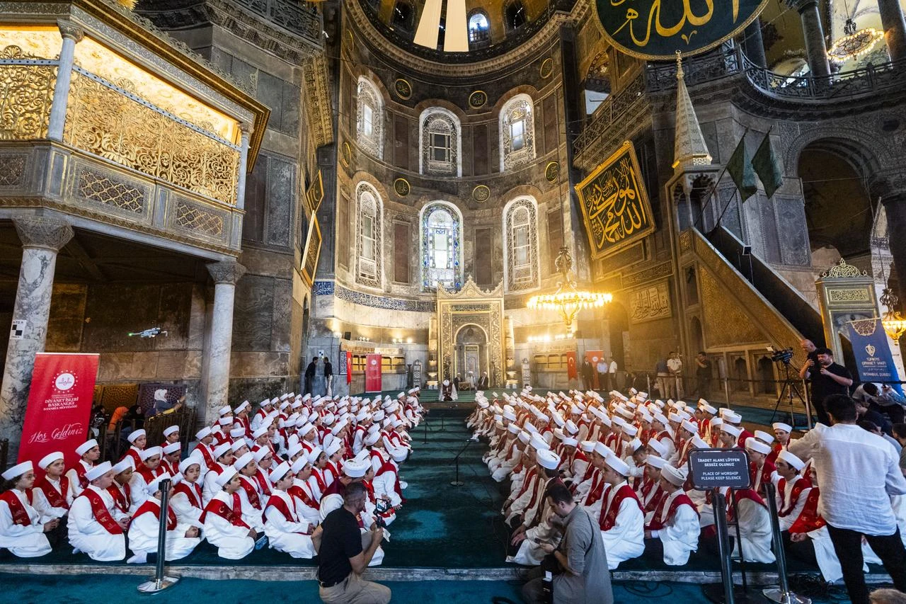 Quran reciters commemorate those killed during the July 15, 2016 coup attempt on its 10th anniversary in Hagia Sophia mosque in Istanbul. (AA Photo)