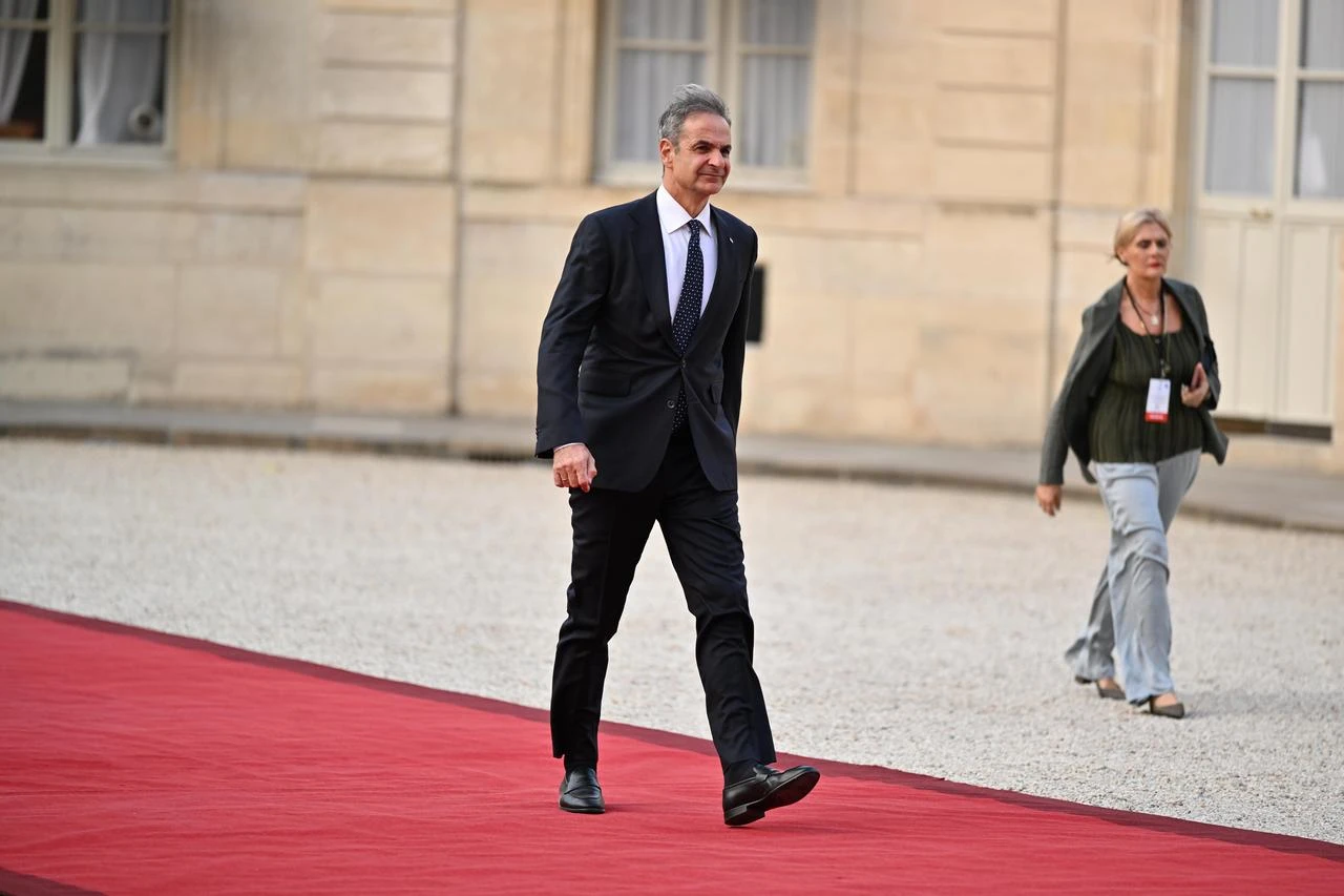 Greek Prime Minister Kyriakos Mitsotakis arrives for a dinner of the Coalition of the Willing on Ukraine at the Élysée Presidential Palace in Paris, France, July 13, 2026. (AA Photo)