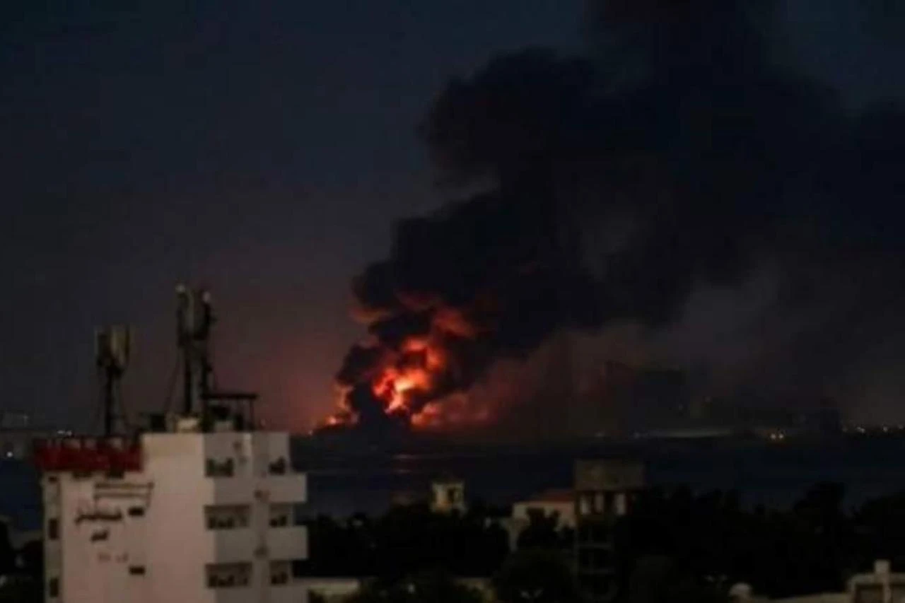 Saudi Arabia bombs Yemen's Hodeida after Houthi maritime blockade Image