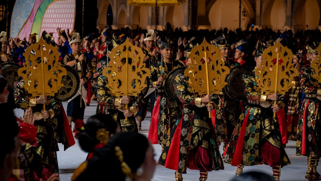 Malaysia's Citrawarna parade returns after six years