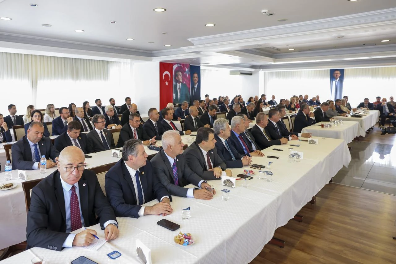 New Party leader Ozgur Ozel chairs the Party Council and Central Executive Committee meetings held at the Anadolu Club in Ankara, Türkiye, July 25, 2026. (AA Photo)