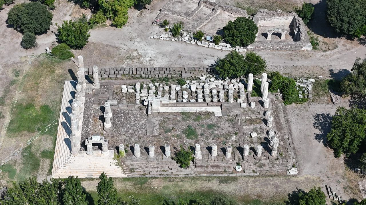 An aerial view of the Temple of Apollo Smintheus and its surrounding archaeological remains in Canakkale, northwestern Türkiye, July 2026. (IHA Photo)