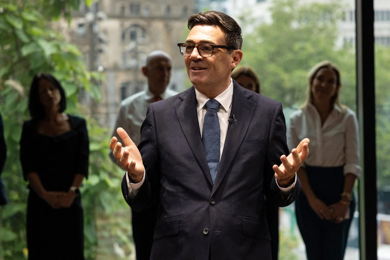 Andy Burnham to host Zelenskyy in first foreign leader meeting
