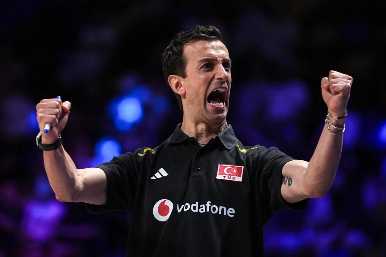 Daniele Santarelli era yields 4 medals for Türkiye volleyball