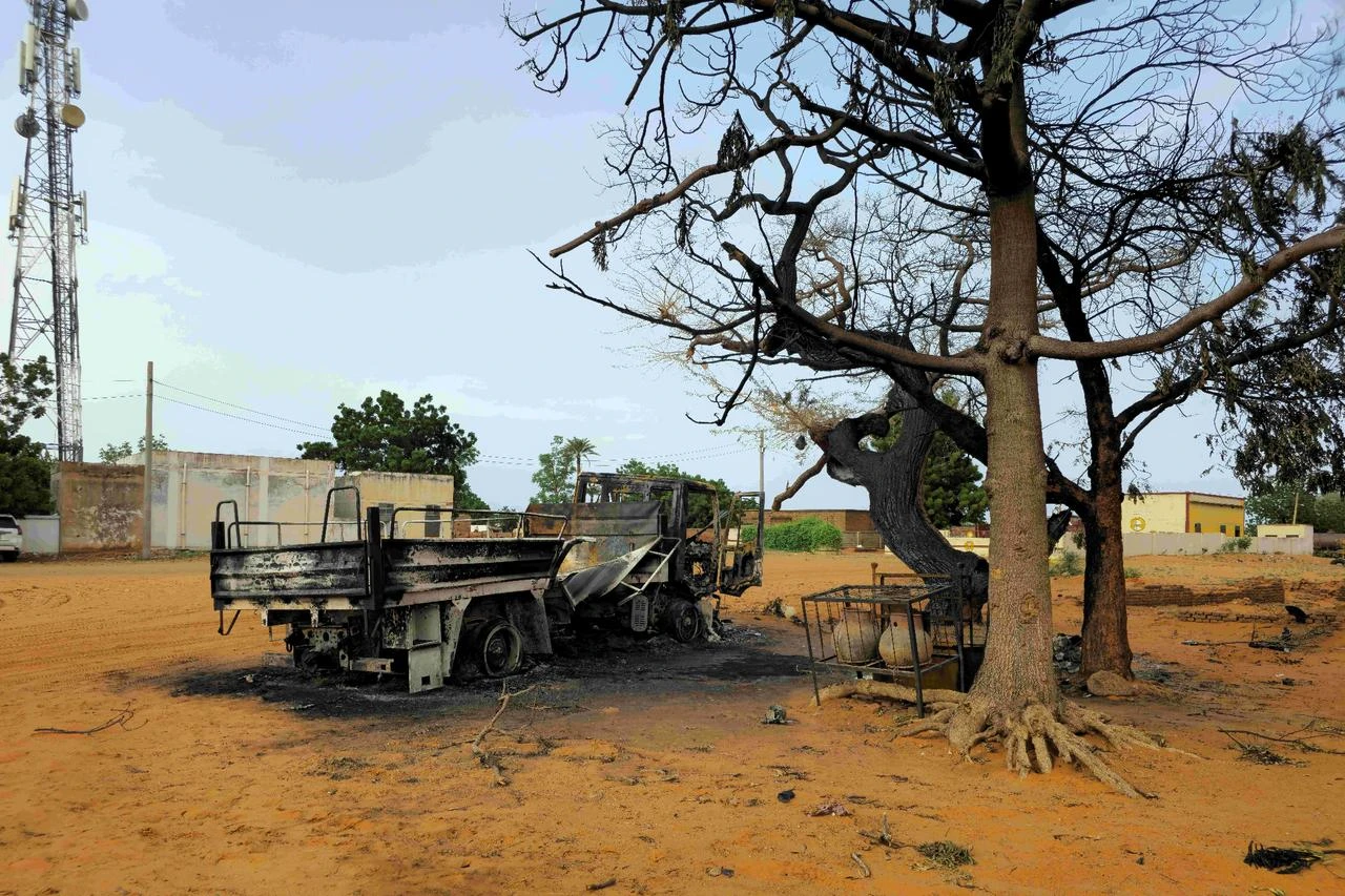 Sudan army retakes key highway linking Khartoum to El-Obeid from RSF