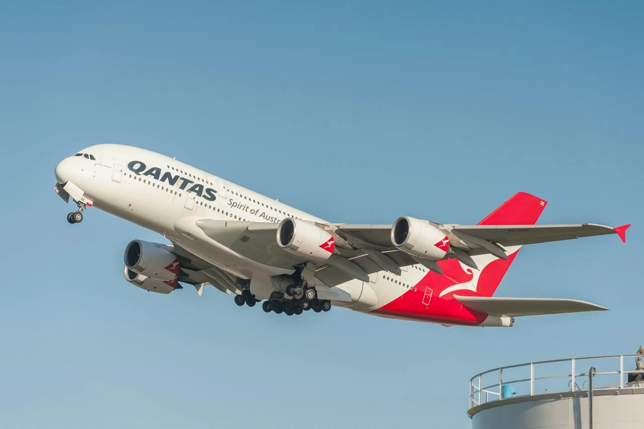 Airbus plane sets new record, flying 24 hours, 24 minutes non-stop