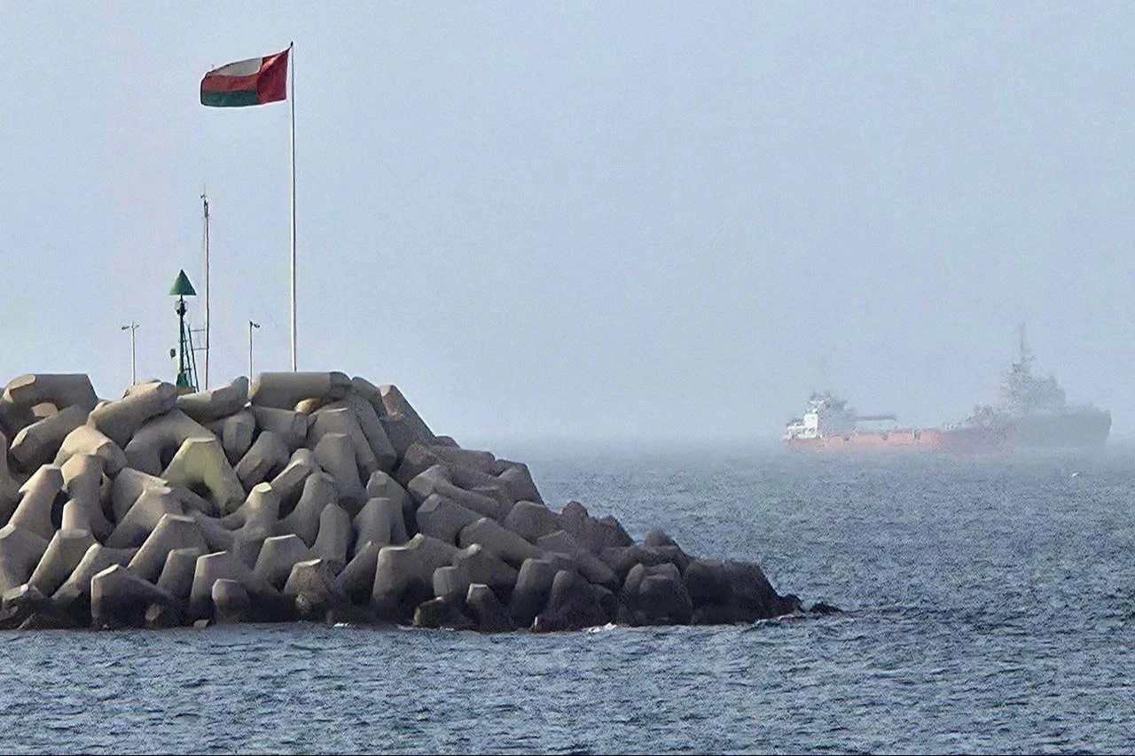 Vessels transiting through the Gulf of Oman are pictured off the coast of Muscat, July 25, 2026. (AFP Photo)