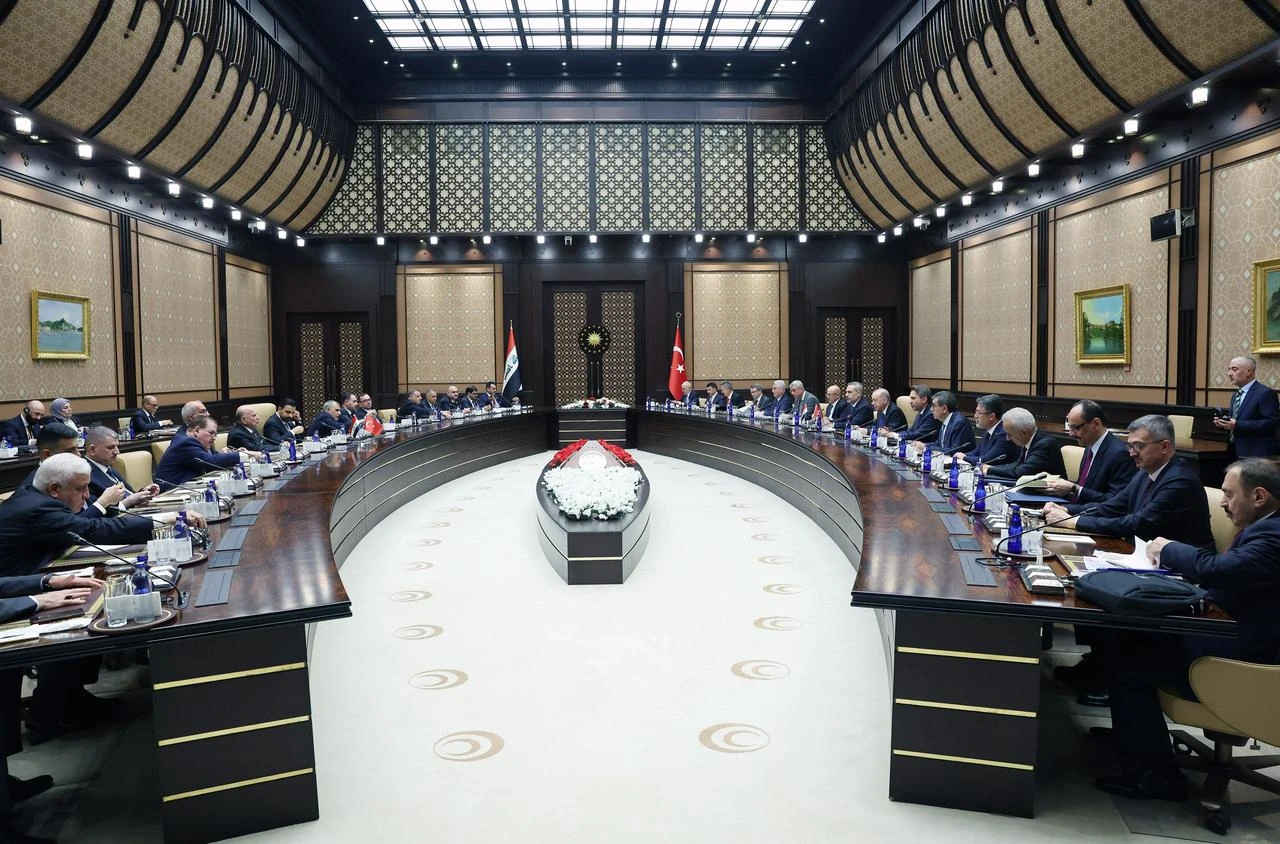 Turkish President Recep Tayyip Erdogan and visiting Iraqi Prime Minister Ali al-Zaidi co-chair an inter-delegation meeting alongside senior officials at the Presidential Complex in Ankara, on July 28, 2026. (Anadolu Agency photo)