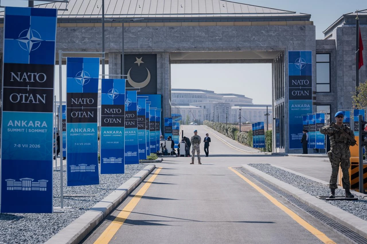 Soldiers stand guard at Ay Yildiz Joint Headquarters, which brings together the General Staff and the Army, Navy, and Air Force commands under one roof, in Ankara, Türkiye on July 2, 2026. (AA Photo)