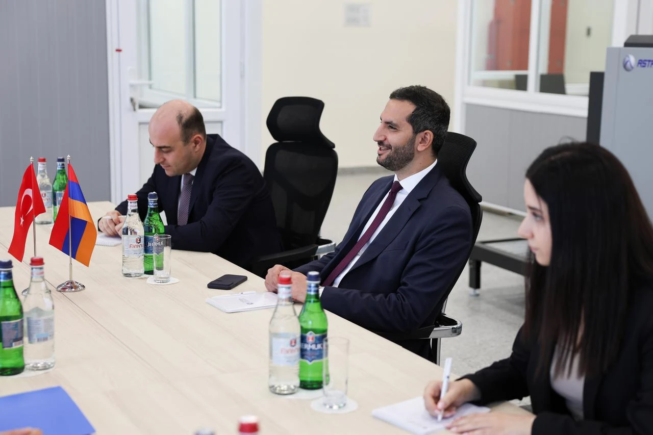 Armenia’s Rubinyan to quit Türkiye normalization role if elected parliament speaker