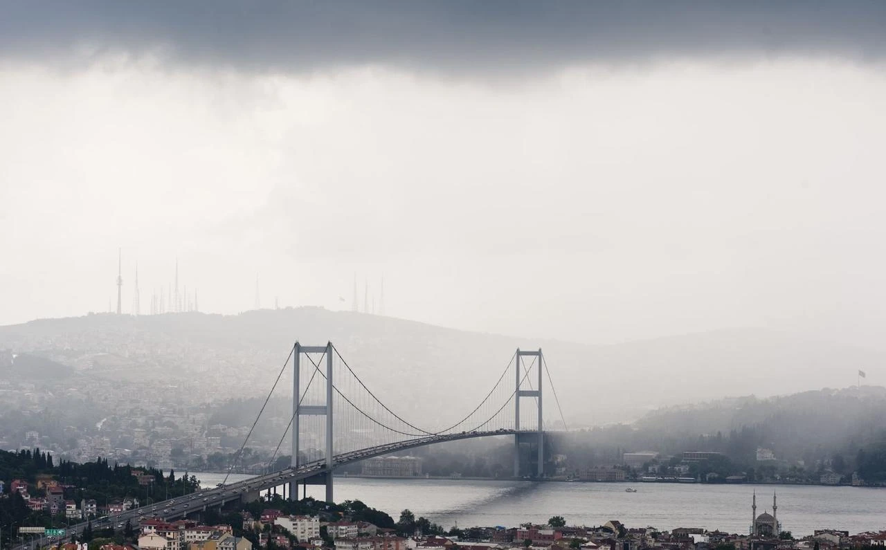 Rain clouds cover Istanbul’s Bosphorus as the city faces unsettled weather conditions. (Photo via the Istanbul Metropolitan Municipality)