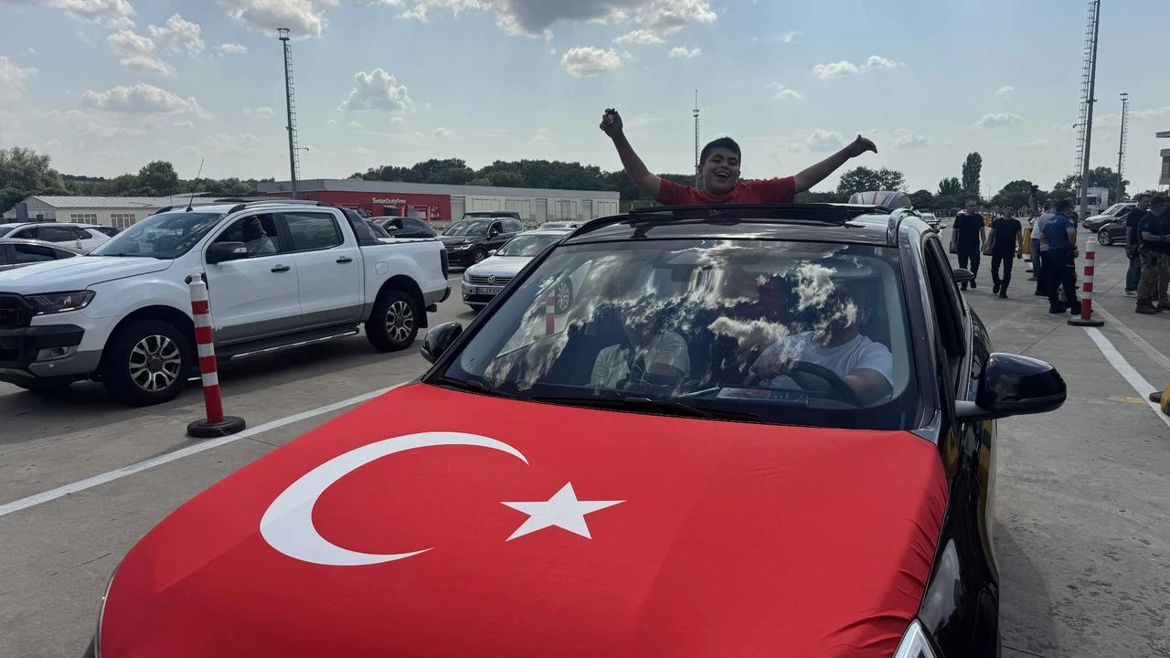 Europe’s Turkish diaspora heads home for summer