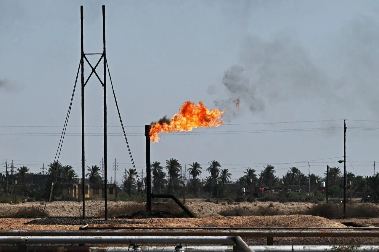 A general view of the Nahr Bin Umar Oil and Gas Field is pictured on the outskirts of the southern Iraqi city of Basra on April 29, 2026. (AFP Photo)