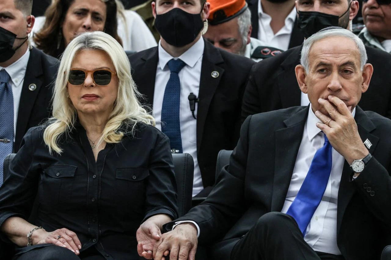 Israeli PM Netanyahu's wife's outburst at him goes viral