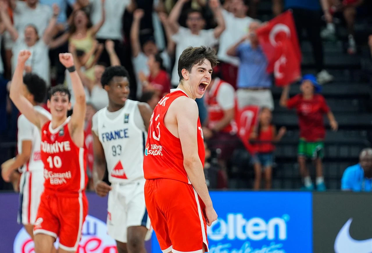 France and Türkiye faced off at the Basketball Development Center in the FIBA Under-17 Basketball World Cup. After defeating France, the national players celebrated their victory, July 3, 2026. (AA Photo)