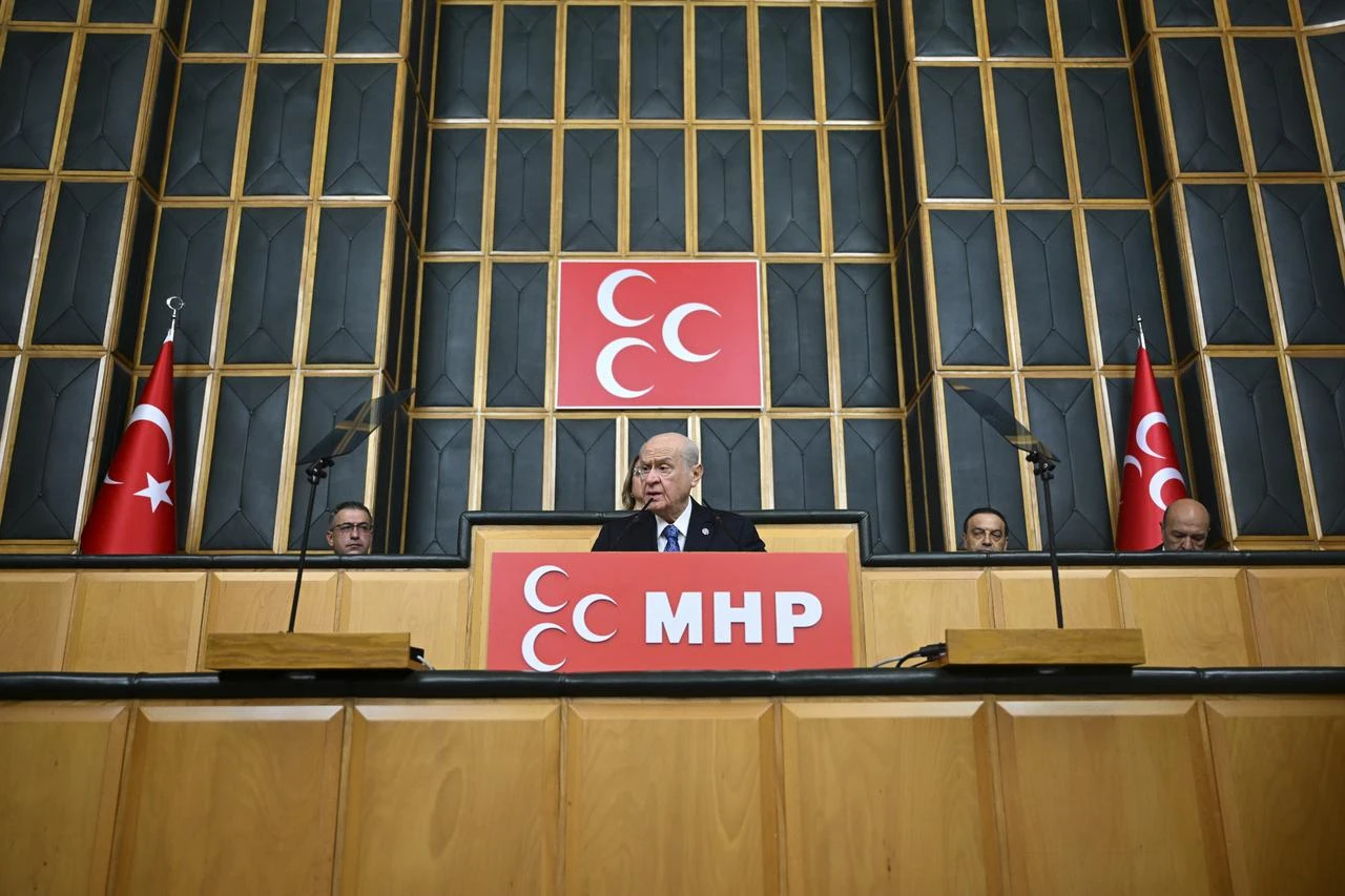 Why did gov't ally call for reinstatement of Türkiye's military hospitals?