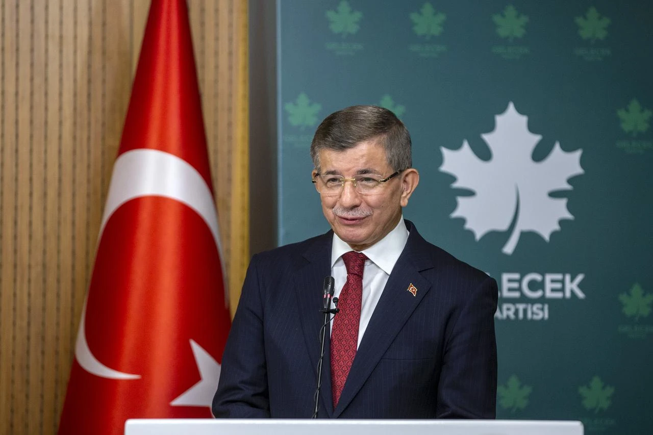 Former Turkish PM Davutoglu ends Future Party, exits party politics