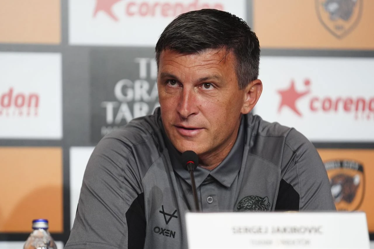 Hull City head coach Sergej Jakirović speaks during a preseason press conference in Istanbul, Türkiye, July 30, 2026. (AA Photo)