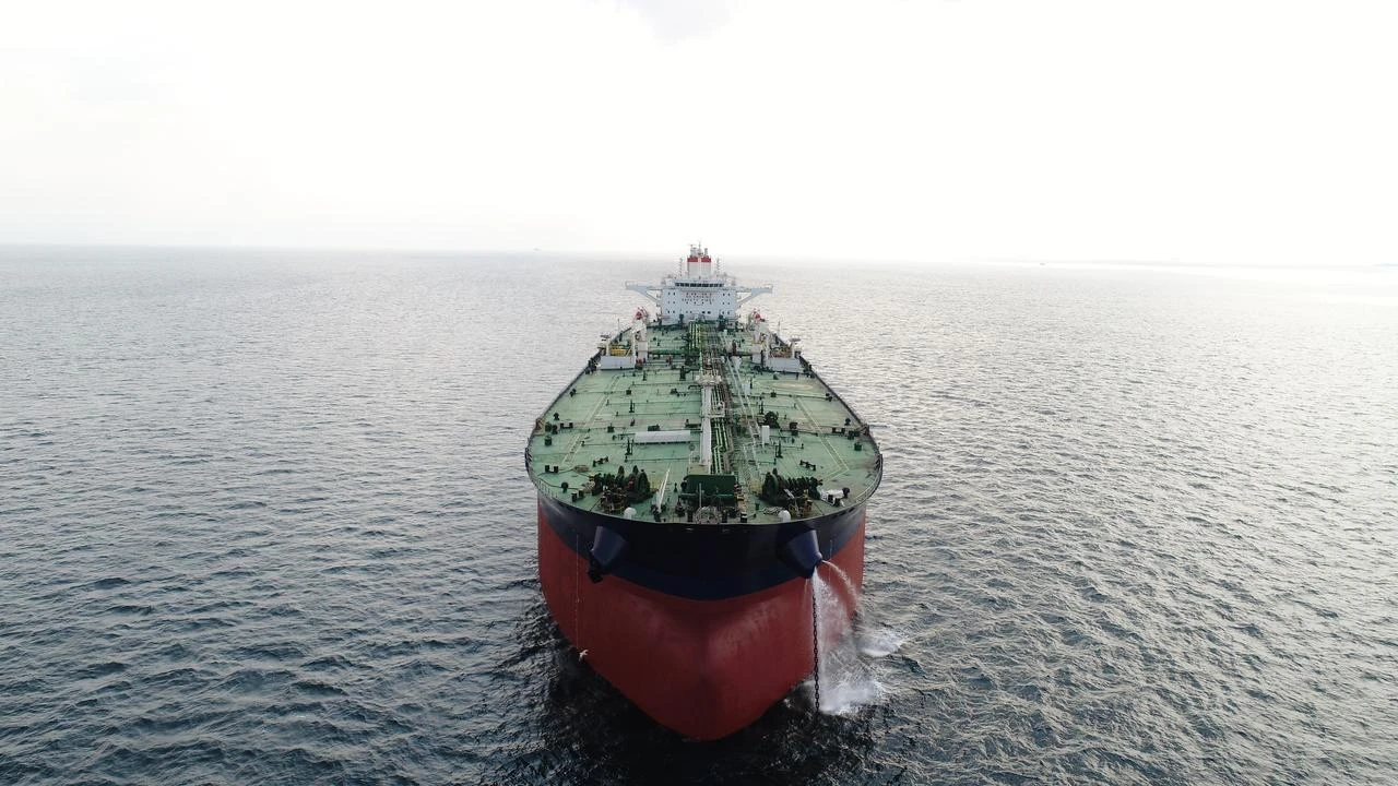 A crude oil tanker sails at sea. (IHA Photo)