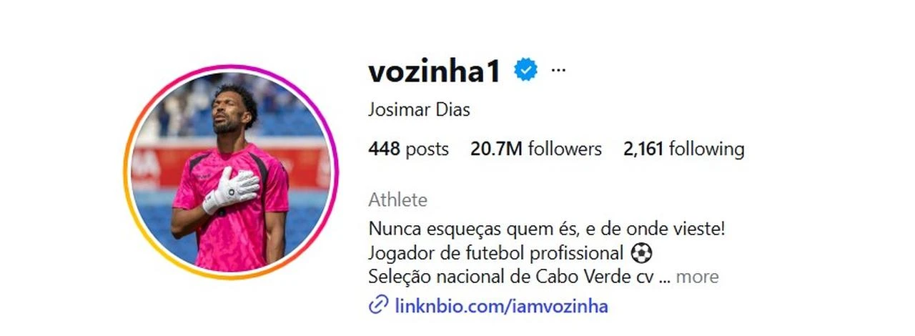 Snapshot of the Cape Verde's goalkeeper Vozinha's instagram page (Photo via Instagram/@vozinha1)