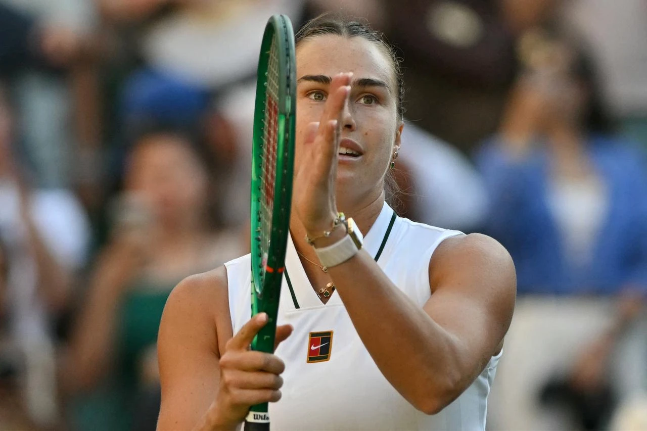Sabalenka advances to Wimbledon fourth round, sets up Osaka clash