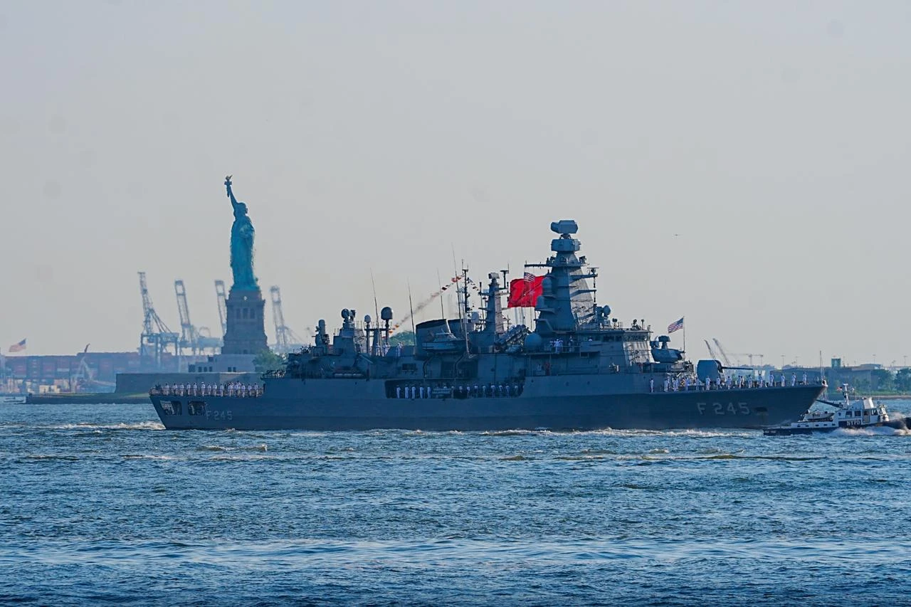 Turkish frigate TCG Orucreis joins fleet in New York for US 250th anniversary