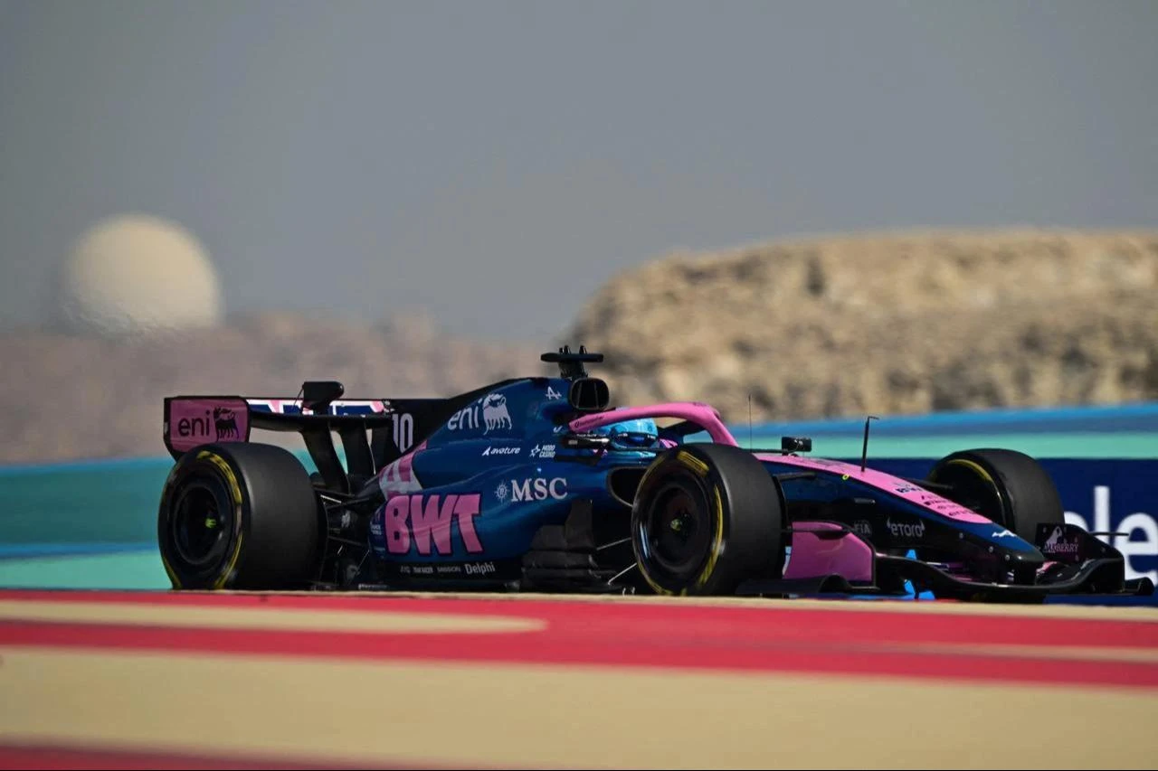 Alpine's French driver Pierre Gasly drives on the third day of the Formula One pre-season testing at the Bahrain International Circuit, Bahrain, Sakhir, Feb 20, 2026 (AFP Photo)
