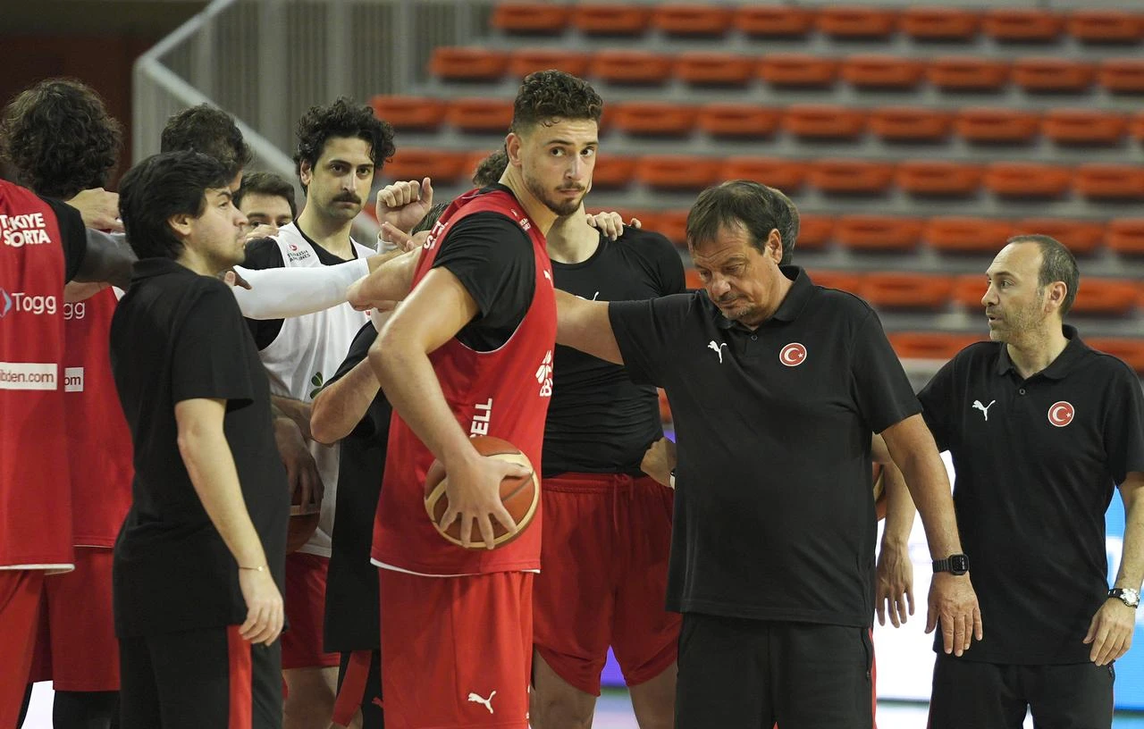 Türkiye men’s basketball team trains ahead of the World Cup qualifier against Bosnia and Herzegovina in Zenica, July 1, 2026. (AA Photo)