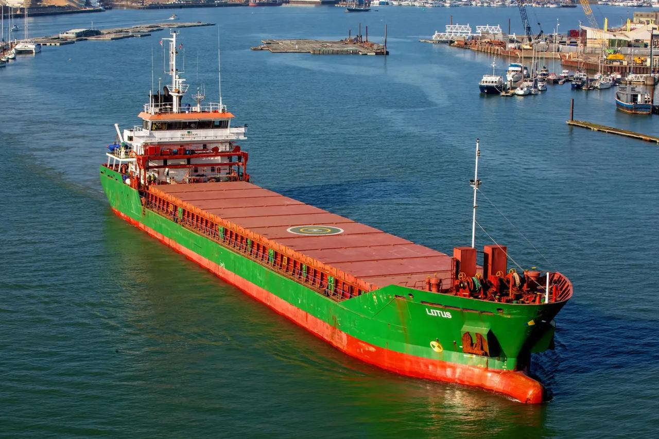 Turkish sailors among those stranded for 110 days on detained ship off Tunisia
