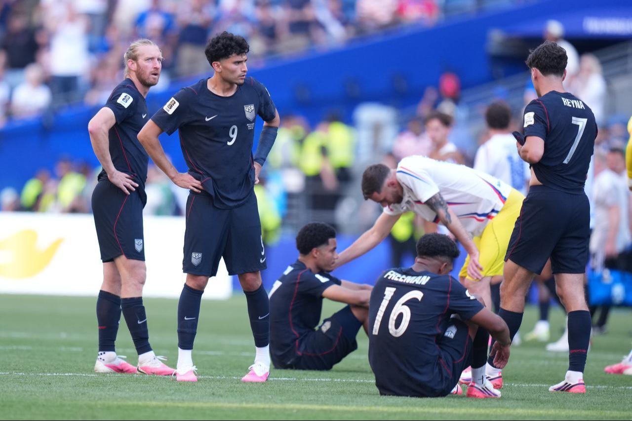 Players of USA react to the loss after the 2026 FIFA World Cup Round of 16 match between USA and Belgium at Lumen Field (Seattle Stadium) in Seattle, Washington, United States, July 6, 2026. (AA Photo)