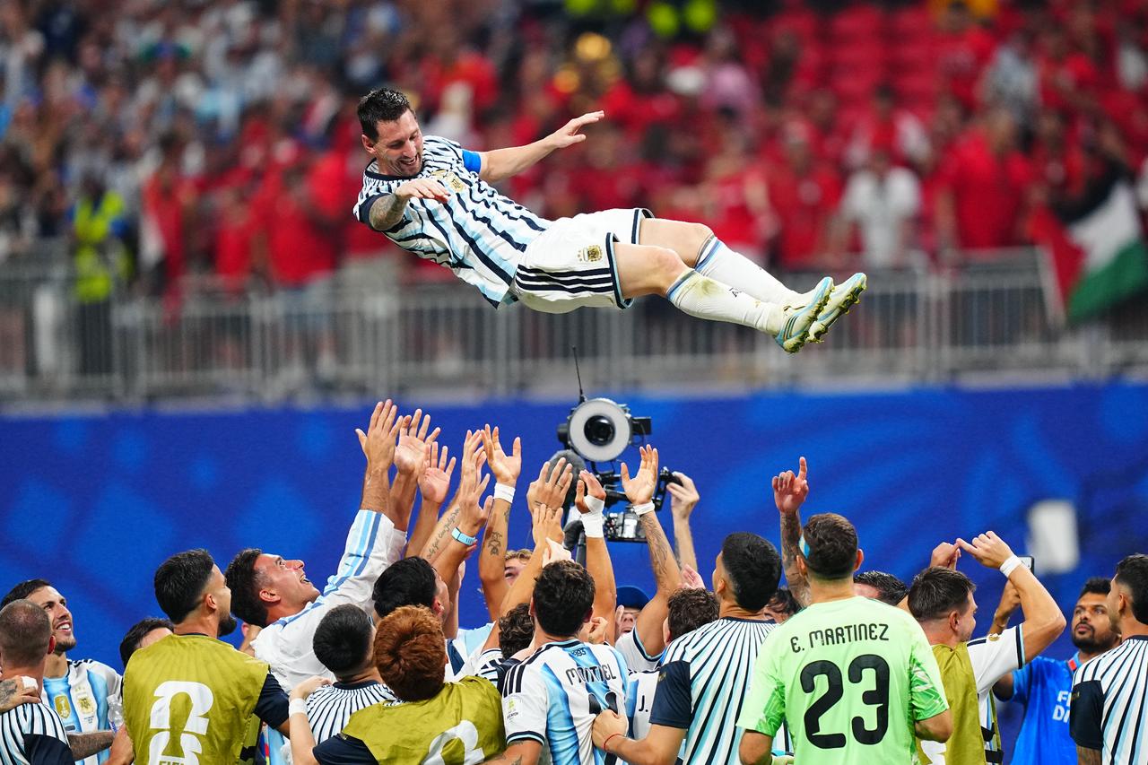 Messi inspires stunning World Cup comeback as Argentina beat Egypt 3-2 in Atlanta 
