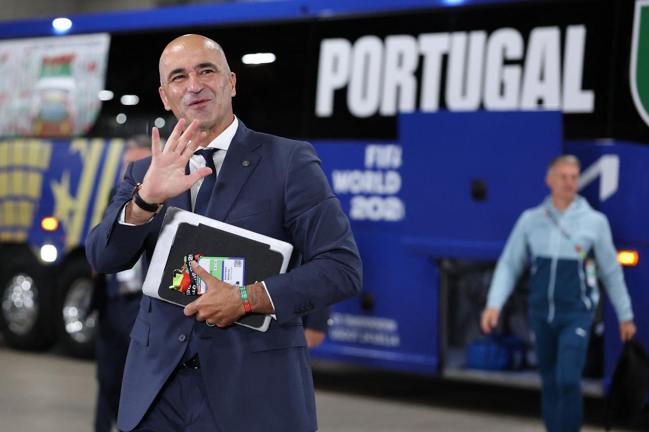 Roberto Martinez leaves Portugal job after World Cup exit to Spain