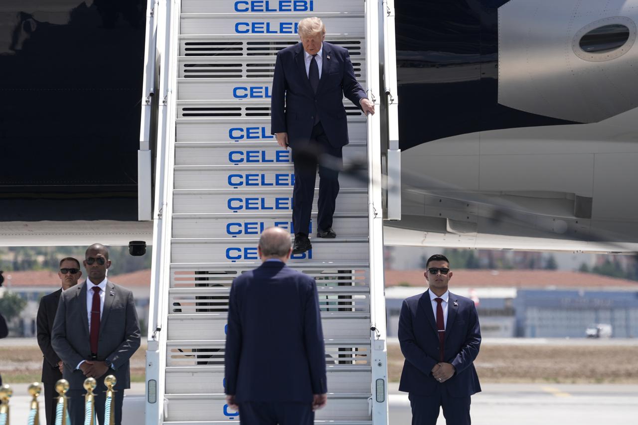 Trump arrives in Ankara for NATO summit