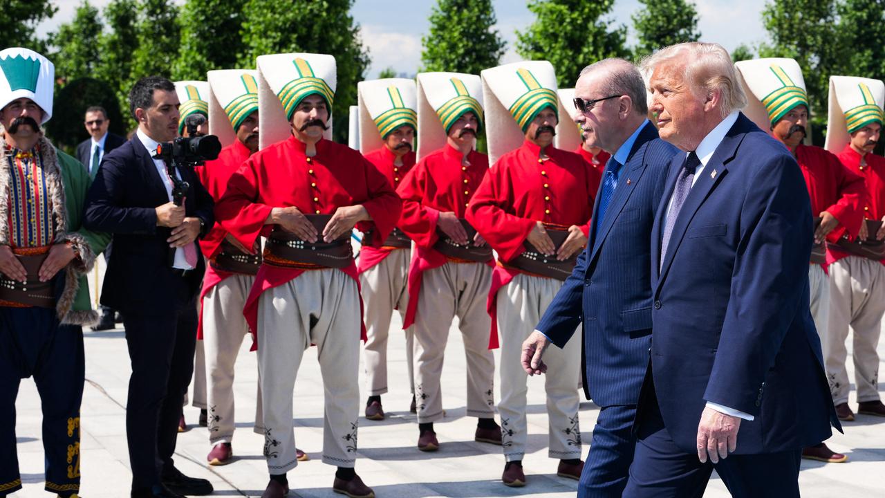 Why Türkiye welcomed Trump with Ottoman soldiers and historic guards