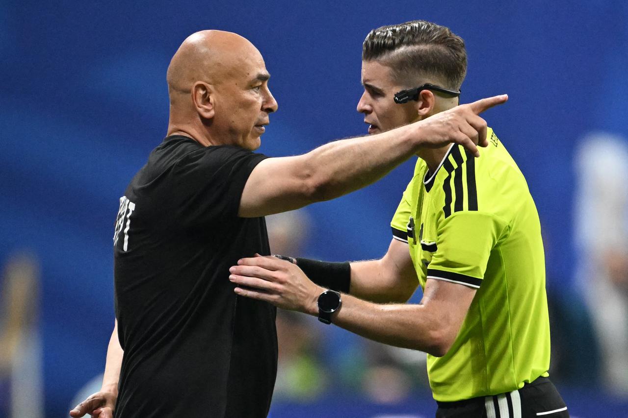 Egypt coach alleges 'marketing support' kept Messi, Argentina in World Cup