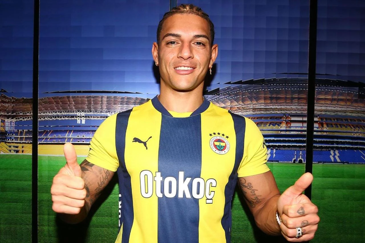 Diego Carlos could leave Fenerbahce as Como, Bologna show interest