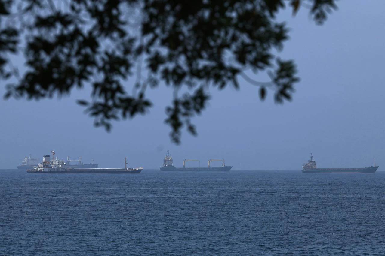 Iran warns US blockade may shut Hormuz, other key chokepoints