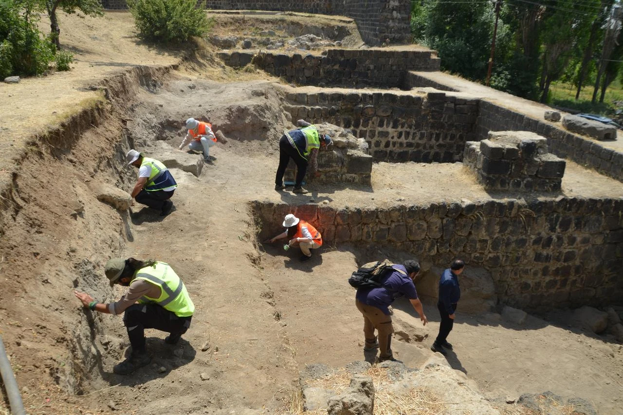 Nearly 2,000 archaeological finds shed light on Malazgirt and 1071 battlefield