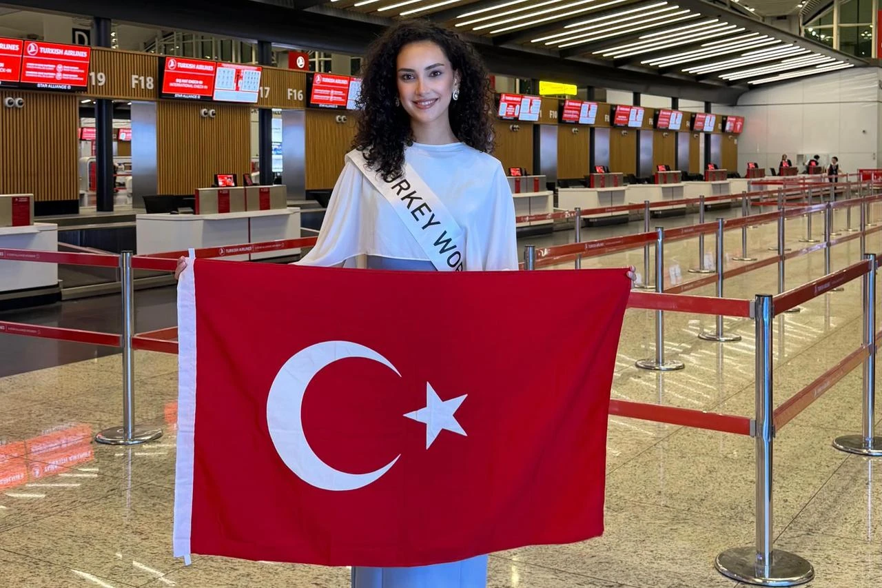 Miss Türkiye 2025 winner Sila Saraydemir heads to Vietnam for Miss World Image