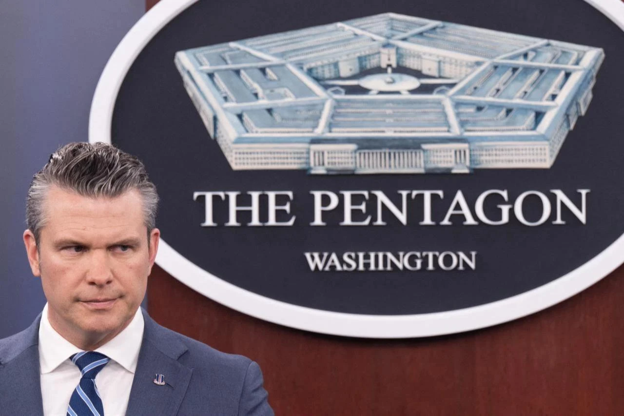 Pentagon gives defense industry 21 days to speed up weapons production: Report Image