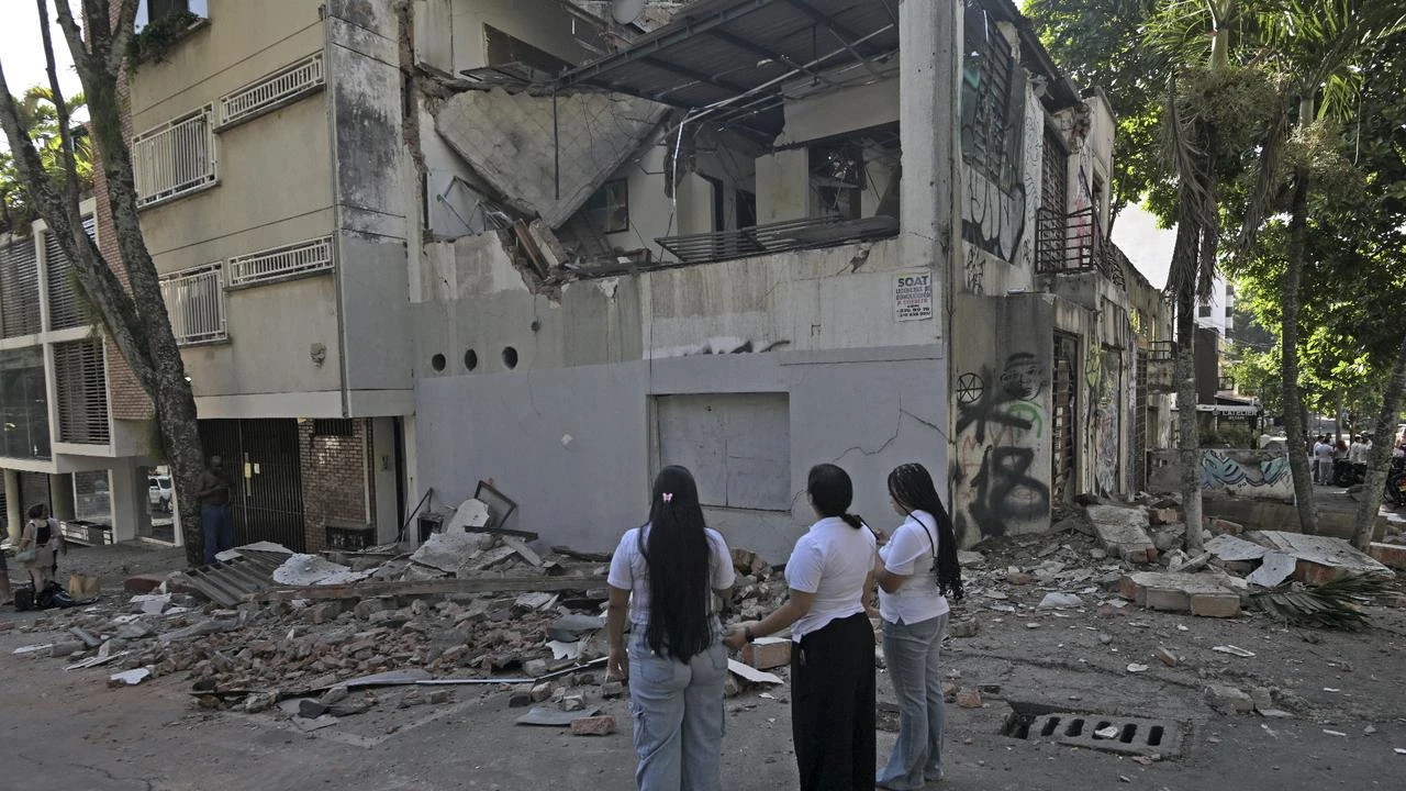Powerful earthquake rocks Colombia, felt across Latin America