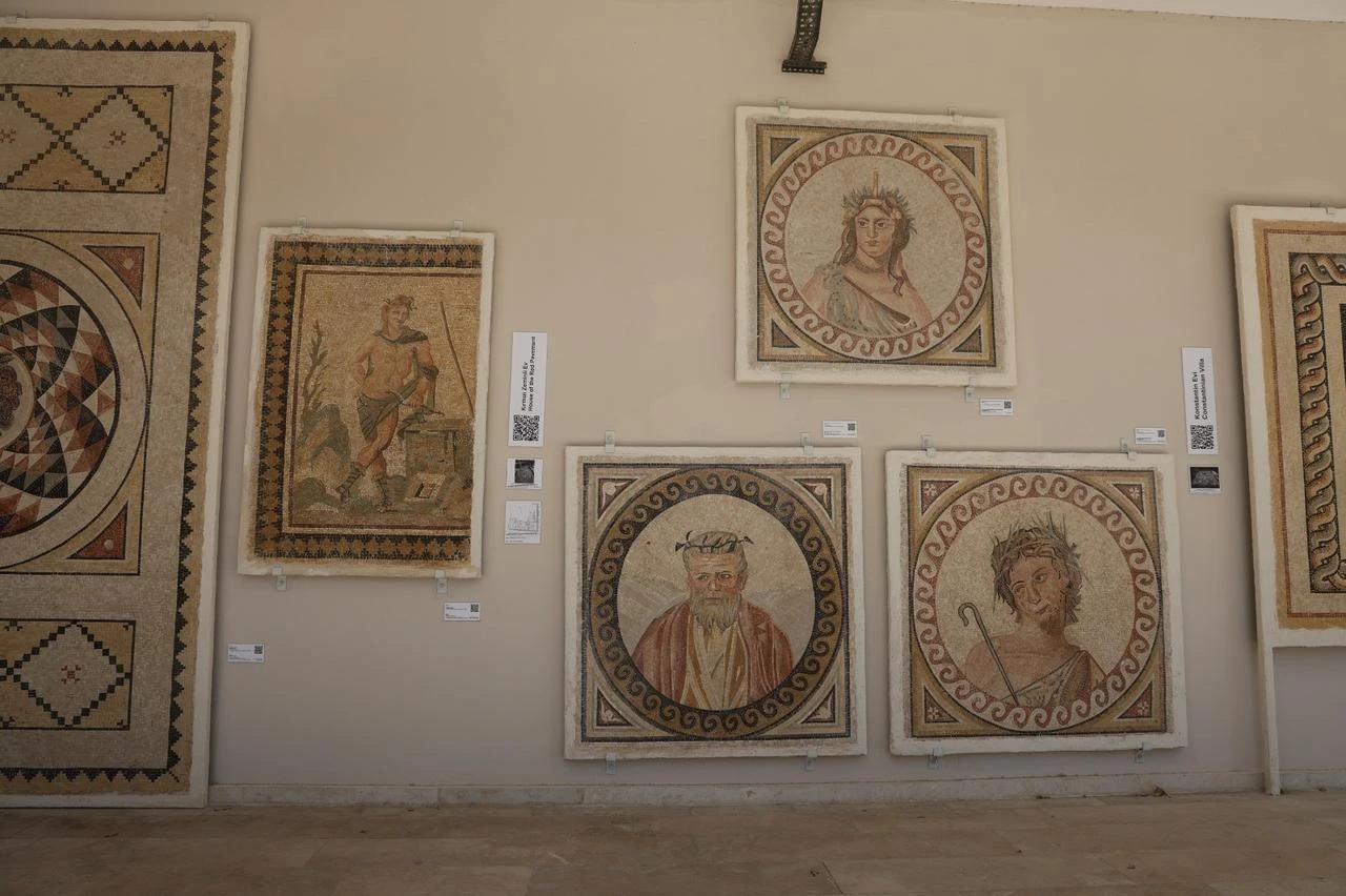 Replicas of ancient mosaics unearthed in Antakya and Daphne are displayed together in Hatay, bringing works whose originals are now scattered across museums abroad back before local audiences. (IHA Photo)