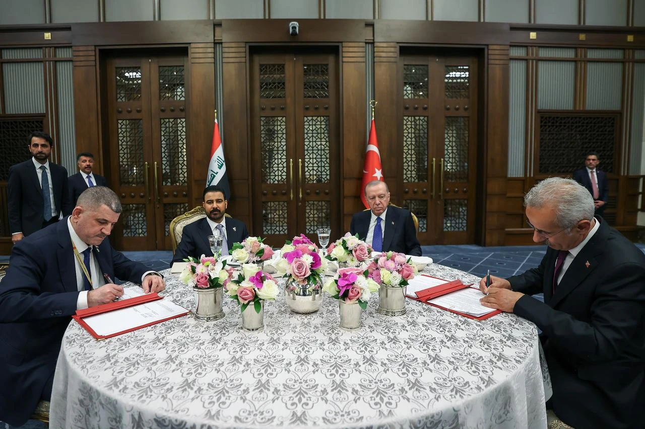 Türkiye, Iraq discuss 24-hour work to finish Development Road railway in 3 years