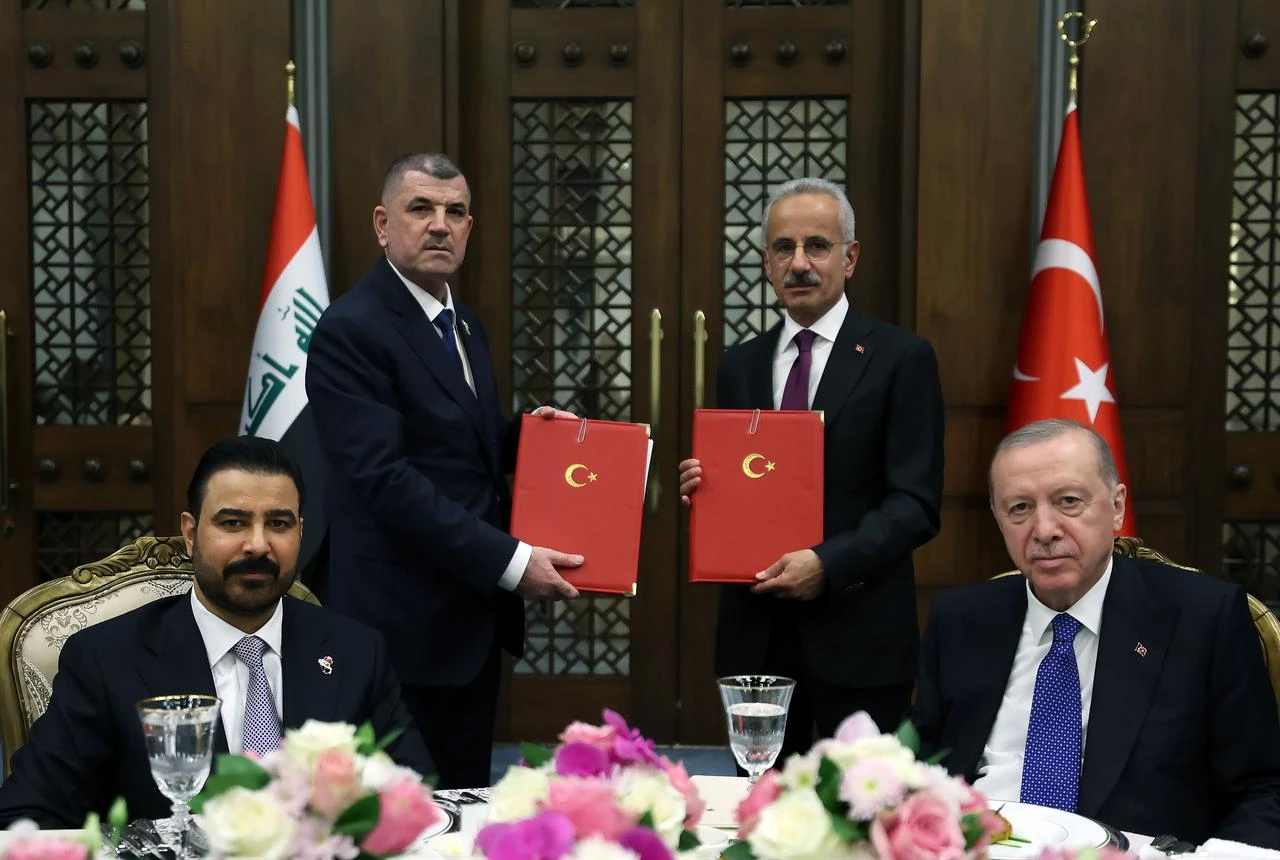 Turkish President Recep Tayyip Erdogan (R) and Iraqi Prime Minister Ali al-Zaydi (L) attend signing ceremony at the Presidential Complex in Ankara, Türkiye, July 28, 2026. ( TUR Presidency /Murat Cetinmuhurdar - Anadolu Agency )