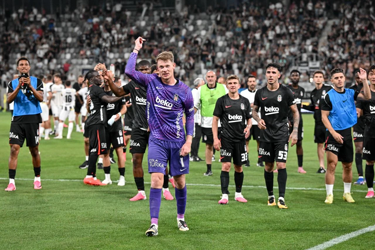 Goalkeeper Alexander Nubel of Besiktas celebrates with his teammates after match the UEFA Europa League third qualifying round match between FC Hracek Kralove and Besiktas JK at FINEP Arena in Hradec Kralove, Czech Republic on August 6, 2026. (AA Photo)
