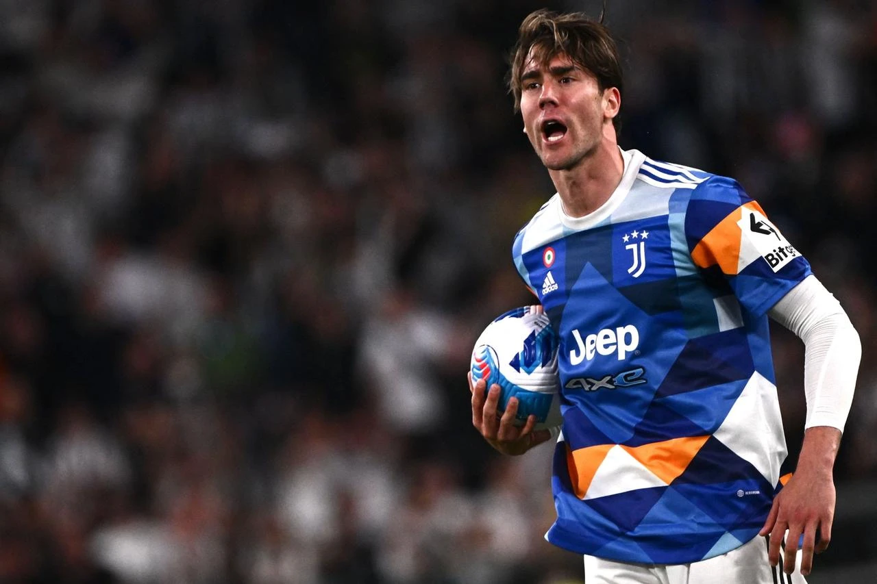 Dusan Vlahovic set to arrive in Istanbul as Besiktas deal nears